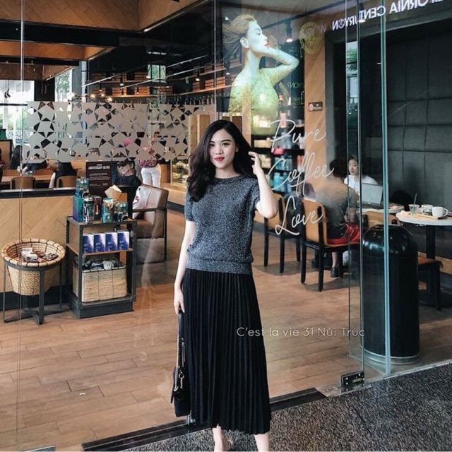 Chân váy nhung