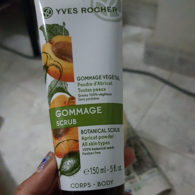 Tẩy Tế Bào Chết Toàn Thân Yves Rocher Botanical Scrub Apricot Powder