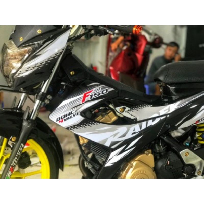 Tem rời xe raider xăng cơ đen 2014  phối trắng , tem 3 lớp không bay màu
