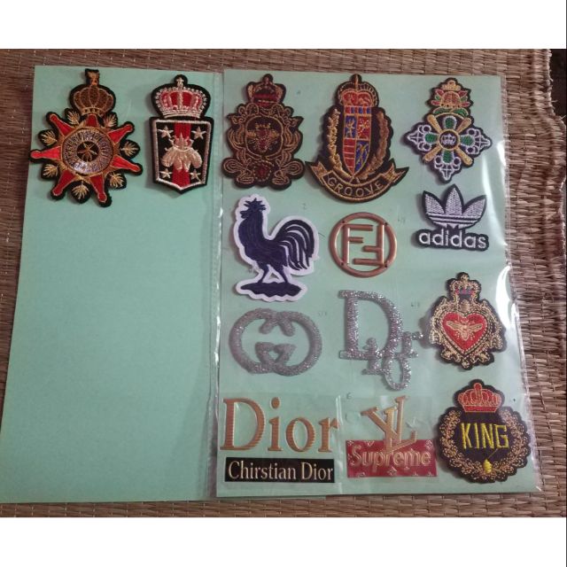combo Lo go thêu, và logo là