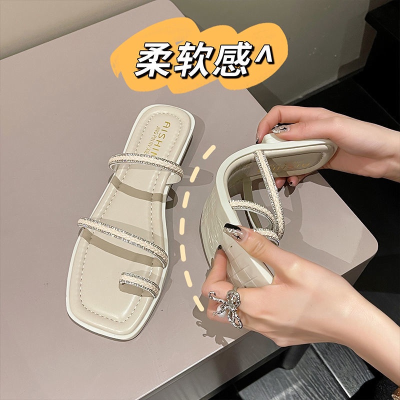 Dép Sandal Đế Bằng Đính Đá Thời Trang Mùa Hè Dành Cho Nữ