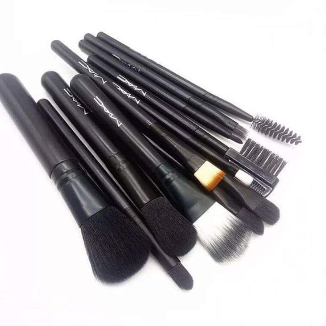Bộ cọ trang điểm MAC