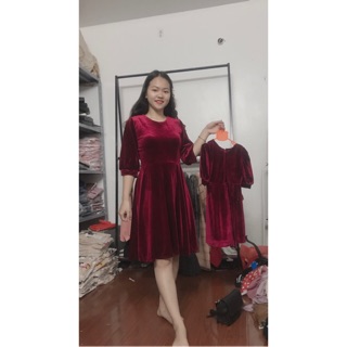 Combo váy nhung mẹ và bé