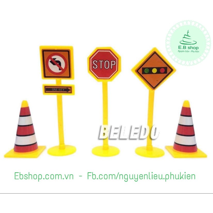 SET BIỂN BÁO VÀ XE CÔNG TRƯỜNG TRANG TRÍ BÁNH