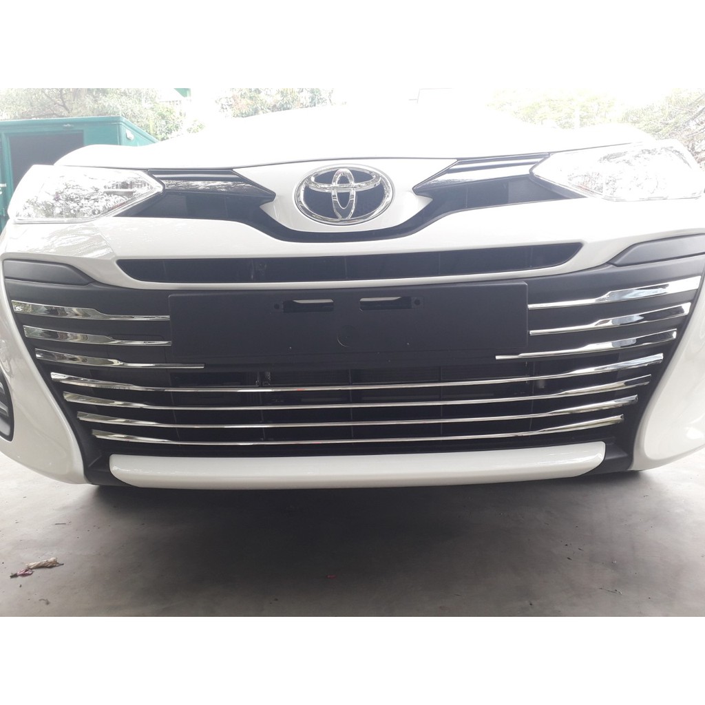 Bộ mặt ca lăng xe Toyota Vios 2019