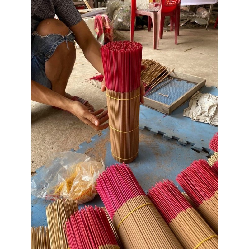 Nhang Trầm Nguyên chất. 39cm1kg 750que cháy 70p