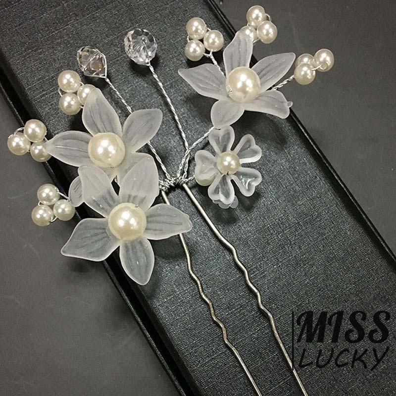 Phụ kiện tóc thời trang thanh tú cho cô dâu