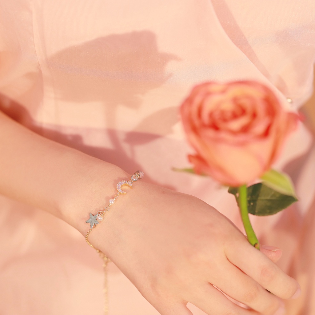 Mặc gì đẹp: Tỏa sáng với Vòng đeo tay mặt hình ngôi sao/mặt trăng dễ thương phong cách Hàn Quốc cho nữ