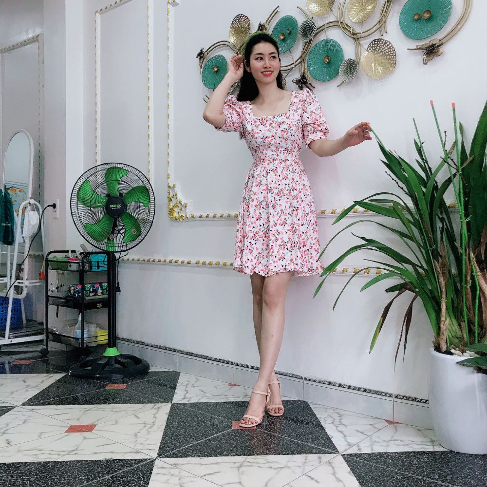Đầm nữ cổ vuông tay phồng bo gấu chất liệu lụa Nhật | BigBuy360 - bigbuy360.vn