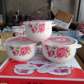 Bộ 3 bát sứ có nắp