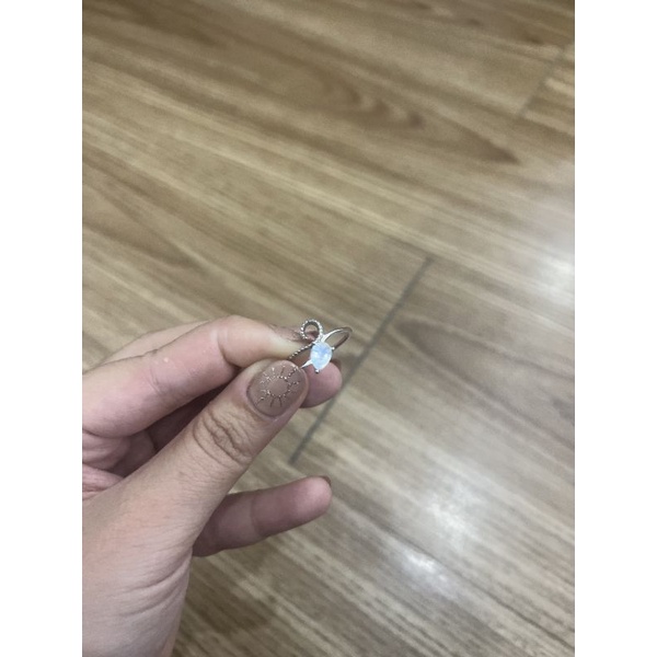 Nhẫn mặt đá moonstone