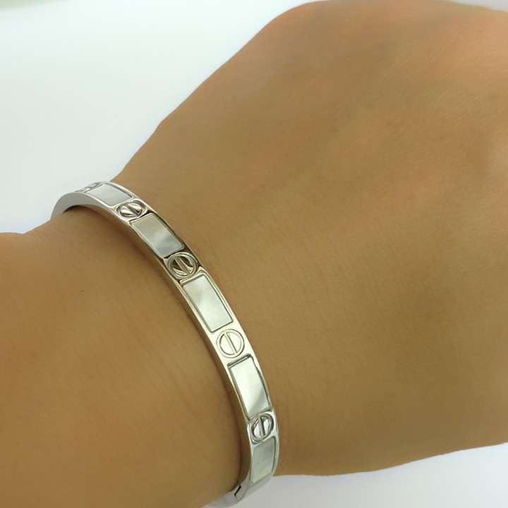 Vòng tay nữ cẩn đá xà cừ VZ090