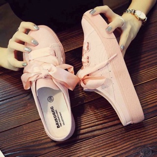 Giày sục thể thao