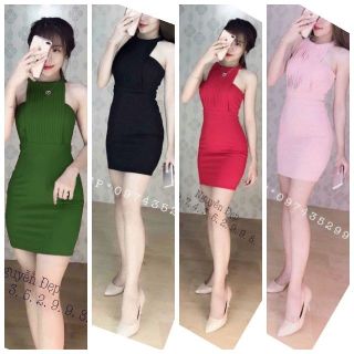 Đầm body cổ yếm dập ly