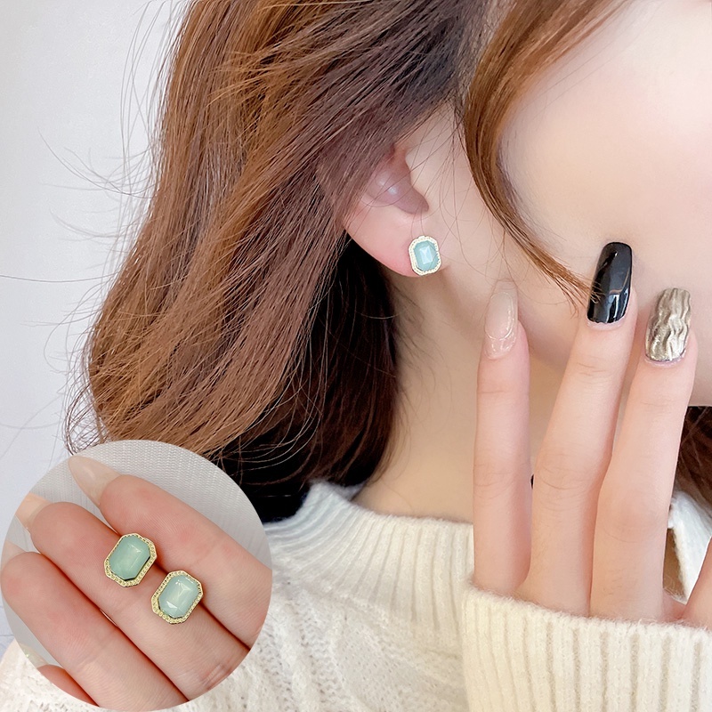 Khuyên Tai Thời Trang Hàn Quốc Mới Mẻ Độc Đáo