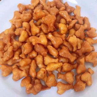 1KG BÁNH SNACK ĐÙI GÀ CAY MẶN