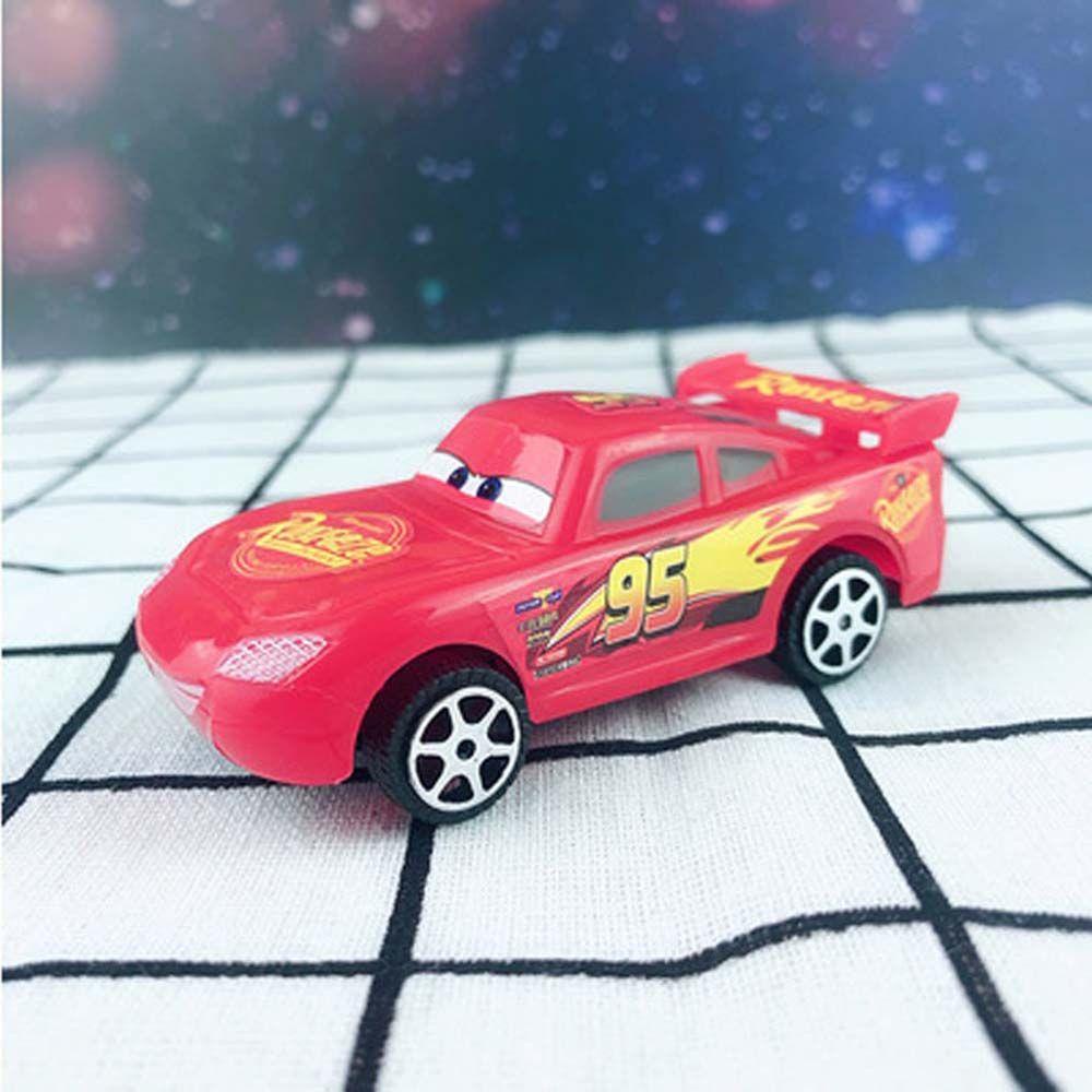 Mô Hình Xe Hơi McQueen Trang Trí Bánh Kem