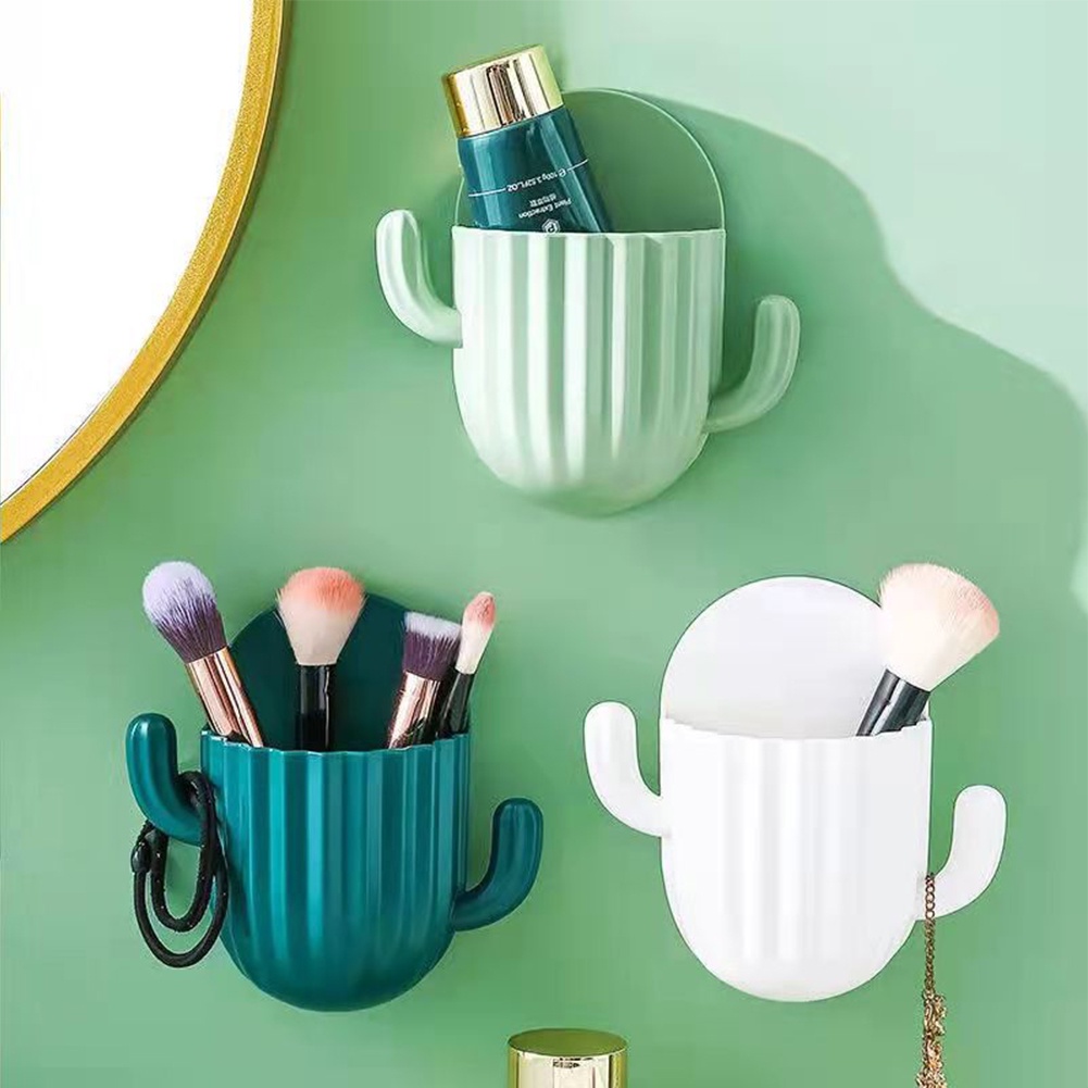 Kệ đựng lược gắn tường tiện dụng cho phòng tắm