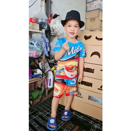 Nón người lớn và trẻ em thanh lý