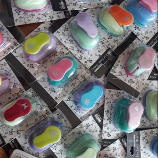 Punch dập giấy bấm giấy tạo hình 0.8-1cm có trợ lực làm handmade thủ công cho bé