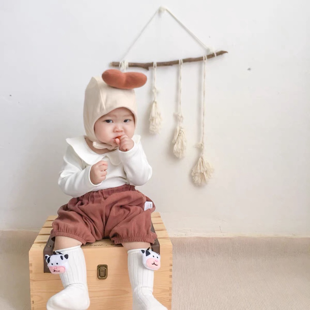 Áo Cotton Cổ Cánh Sen Mặc Cùng Quần Yếm, Váy Và Quần Cạp Cao Cho Bé Gái Siêu Xinh