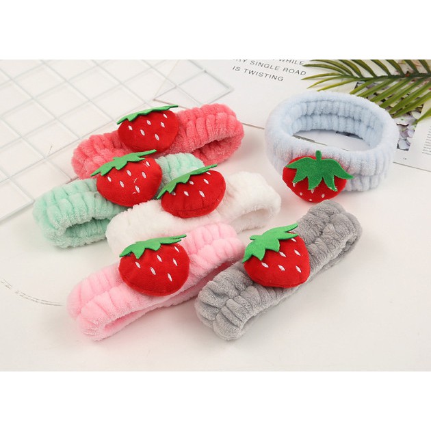 Băng đô Trái Dâu 🍓 xinh xinh, Băng đô Trái Dâu 3D vải nhung mềm mịn Cao Cấp | BigBuy360 - bigbuy360.vn