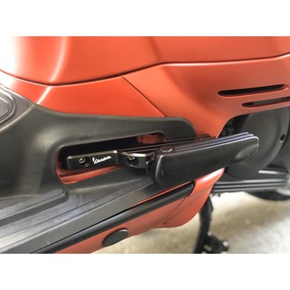 Nối gác chân sau vespa gts gtv gt nhôm cnc cao cấp