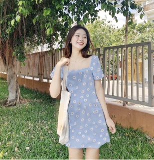ĐẦM HOA CÚC CỔ VUÔNG XẾP LY