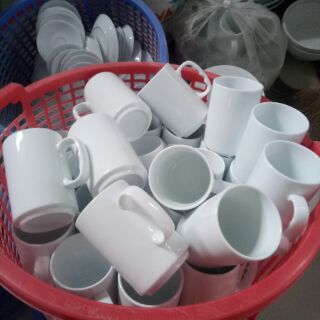 Cốc sứ bát tràng