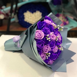 Bó tròn 30 hoa hồng sáp tone tím
