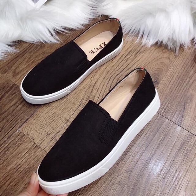 SLIPON đen