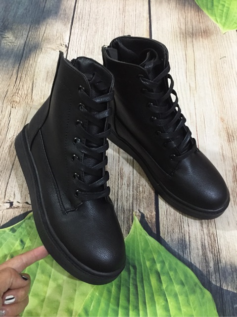 (Ảnh thật) CÓ SẴN Bốt da cao cổ buộc dây khoá sau hàng Quảng Châu | BigBuy360 - bigbuy360.vn