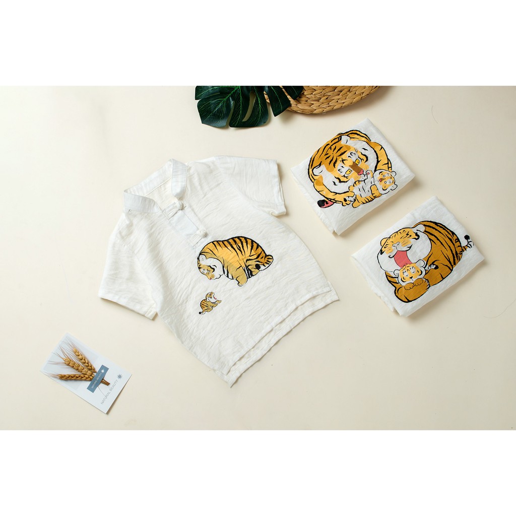 Bộ đồ chất liệu đũi áo polo cộc tay quần bo gấu họa tiết hổ ngồi cho bé - MAGICKIDS