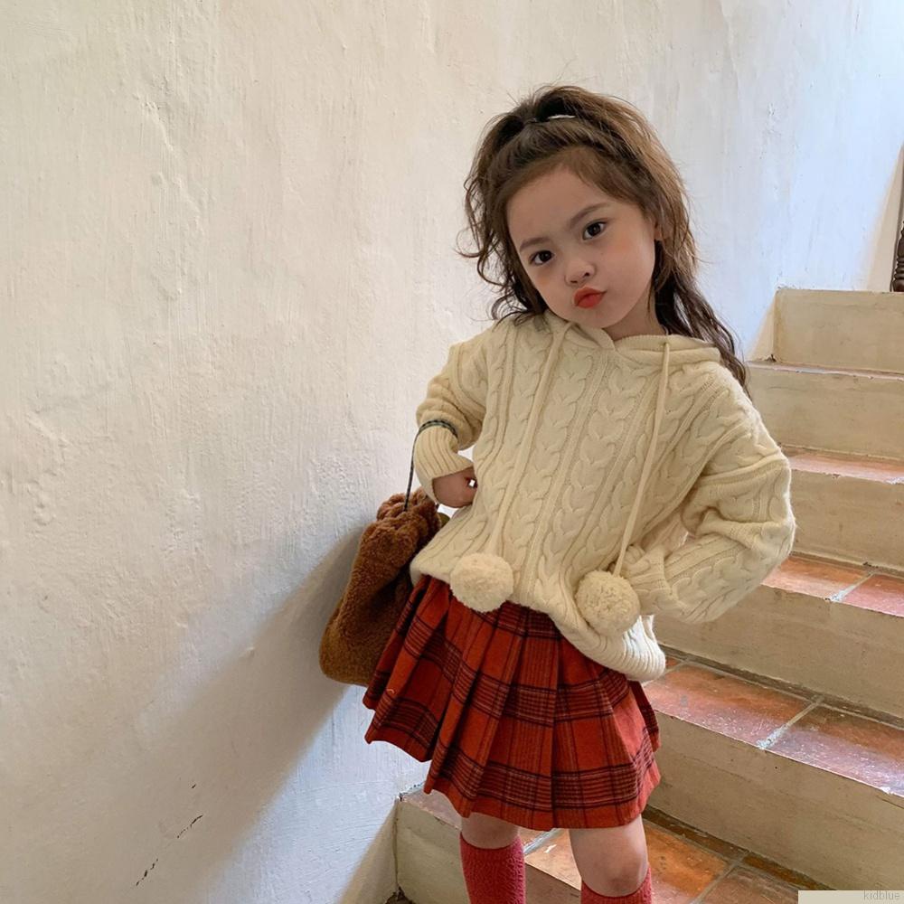 Áo sweater có mũ trùm đầu bóng lông/ Chân váy xếp ly eo thun họa tiết caro đỏ thời trang thu đông cho bé gái