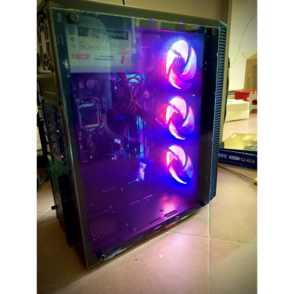 Vỏ Case GIPCO kính cường lực kèm sẵn 3 fan LED. | BigBuy360 - bigbuy360.vn