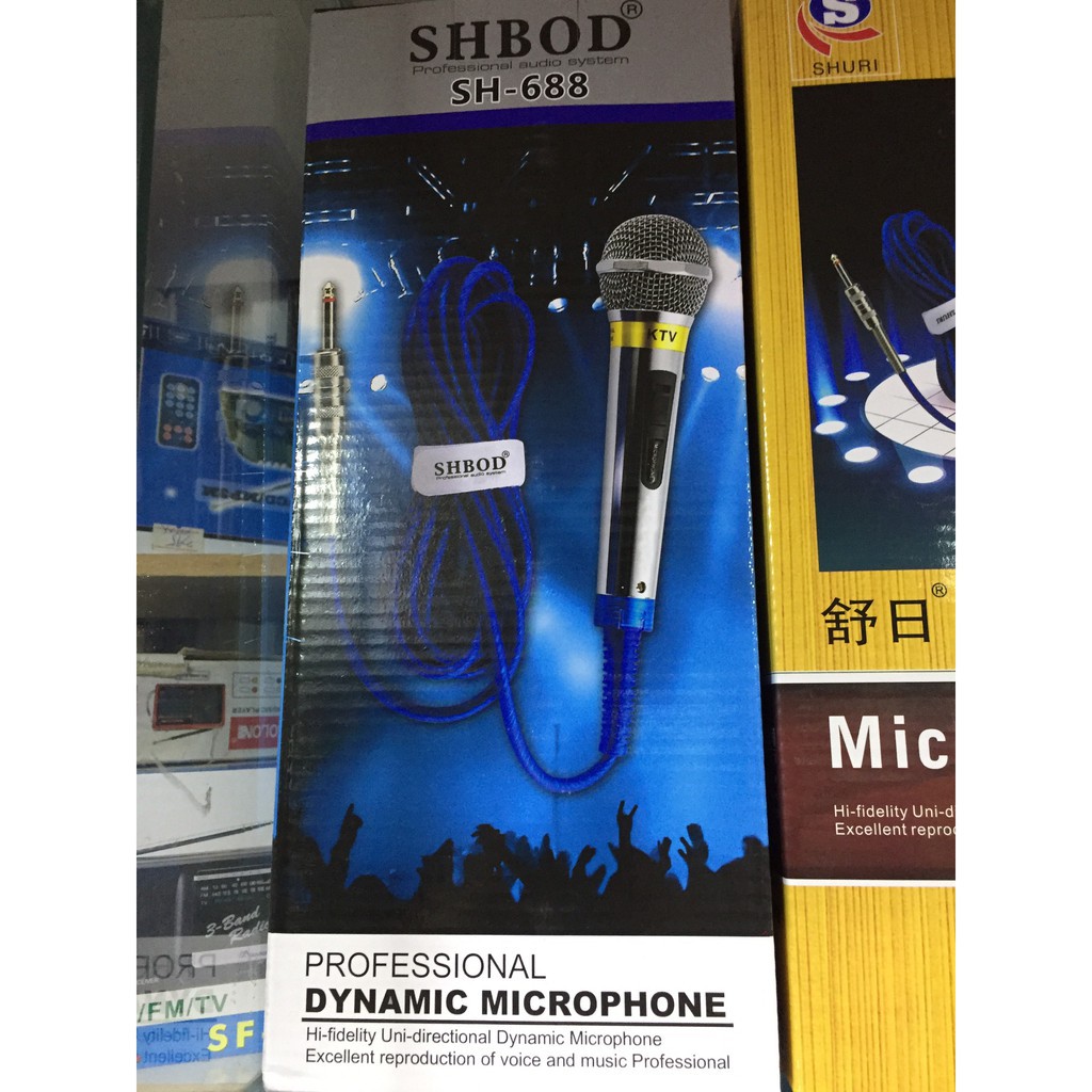 MICRO  688 hút giọng, hát nhẹ, giọng mềm, chống rú tốt, dây dài chắc chắn chống xoắn đứt