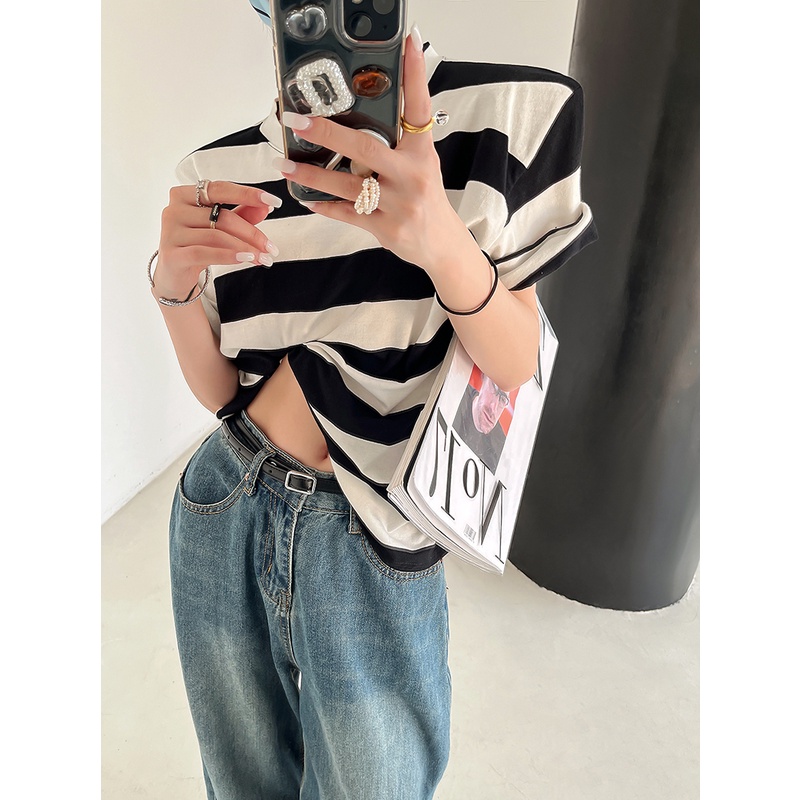 Áo Thun Ngắn Tay Cổ Tròn Họa Tiết Kẻ Sọc Thời Trang Trẻ Trung