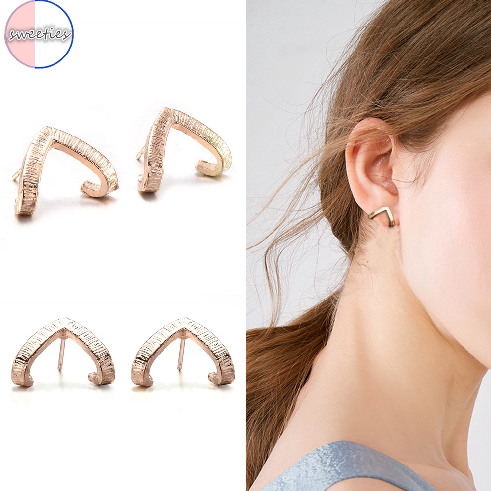 Khuyên tai nữ hình chữ V thời trang Hàn