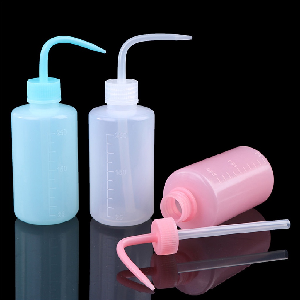 Bình Xịt Hình Xăm Bằng Nhựa 250ml Không Phun Sương [alasuo1]