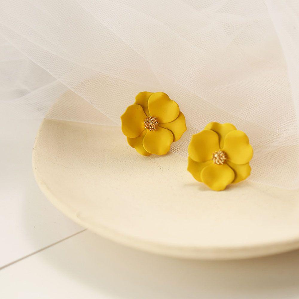 Bông Tai Hình Cánh Hoa Đơn Giản Dễ Thương Cho Nữ