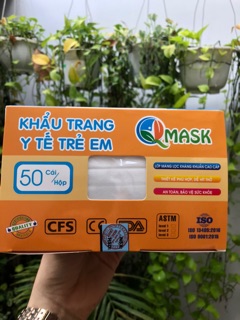 KHẨU TRANG Y TẾ EM BÉ QMASK