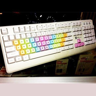 Giá rẻ - bàn phím game nút màu r8 1852 - tk02