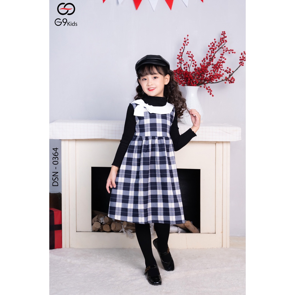Đầm bé xèo  0364 G9moza với chất liệu thô hàn tạo nên phong cách vừa đi học đi chơi cho bé yêu