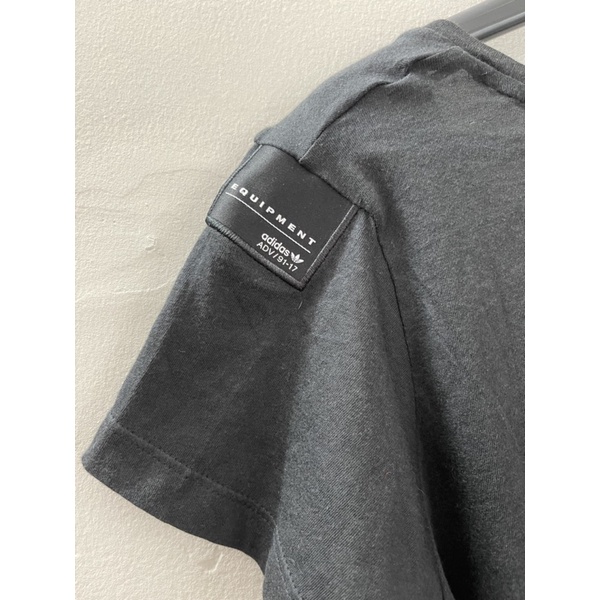 Áo thun nữ dáng dài cách điệu | BigBuy360 - bigbuy360.vn