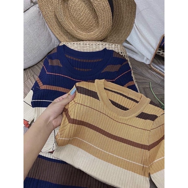 Áo len kẻ ngang cổ tròn tay lỡ