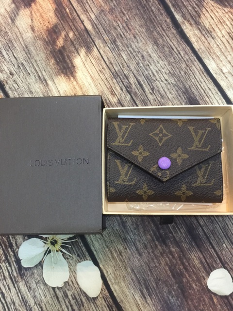 Ví gấp có hộp dáng dài , dáng ngắn