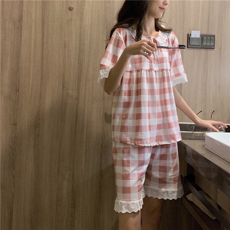 Bộ Ngủ Mặc Nhà Hoạ tiết Caro Viền Ren Cực Dễ Thương