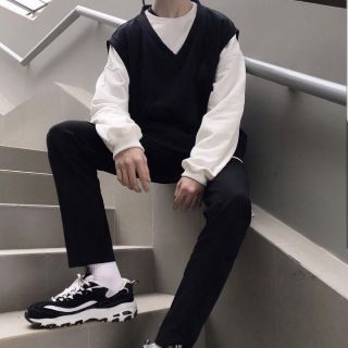 ÁO GILE BASIC ĐEN TRƠN UNISEX