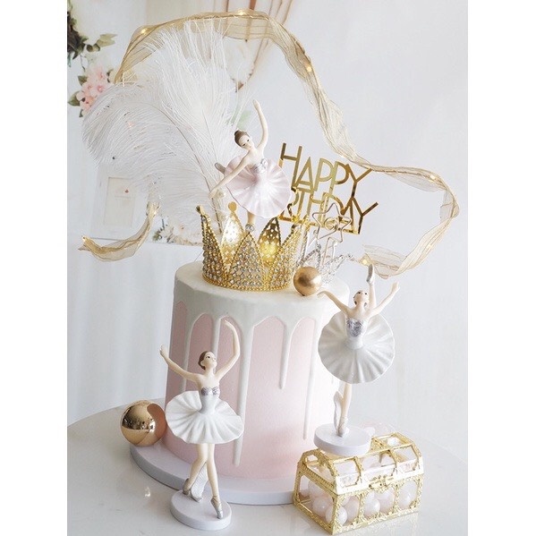 Vương miện vàng đồng nhựa đính hột 6 canh trang trí bánh kem HPBD M02