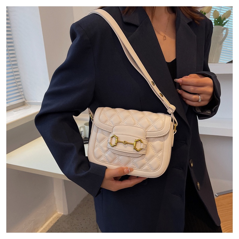 Túi xách nữ đẹp đeo chéo kẹp nách MUNGA chất liệu da cao cấp họa tiết ô trám, thời trang công sở đi làm đi chơi TMG04